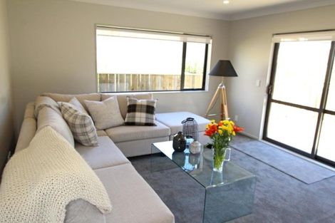 Photo of property in 20 Moonsail Drive, Whitby, Porirua, 5024