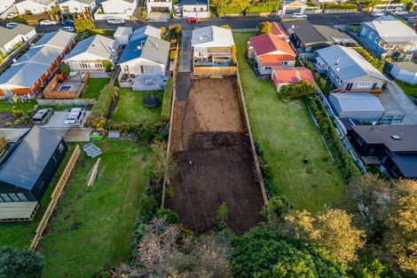 Photo of property in 42 Gaine Street, New Plymouth, 4310