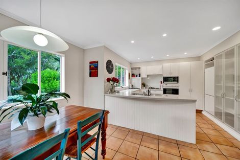 Photo of property in 12b Frank Frethey Place, Highlands Park, New Plymouth, 4312