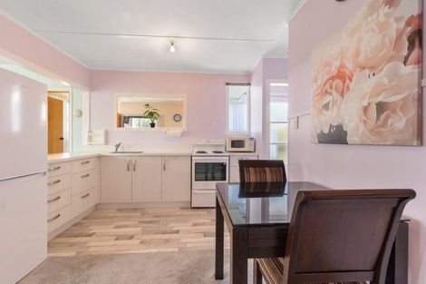 Photo of property in 44 Kings Drive, Levin, 5510