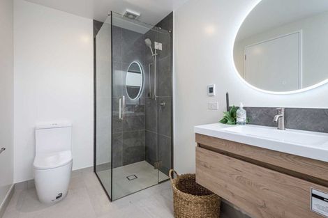 Photo of property in 2/10 Bishop Street, St Albans, Christchurch, 8014