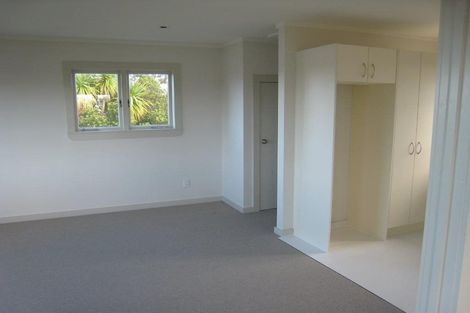 Photo of property in 81 Tiri Road, Tindalls Beach, Whangaparaoa, 0930