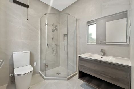 Photo of property in 19 Waterloo Road, Milford, Auckland, 0620