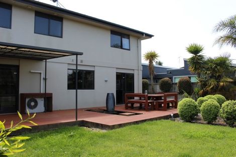 Photo of property in 17 Shalimar Place, Huntington, Hamilton, 3210