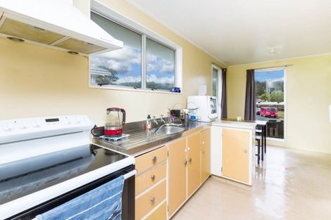 Photo of property in 23 Blueberry Grove, Timberlea, Upper Hutt, 5018