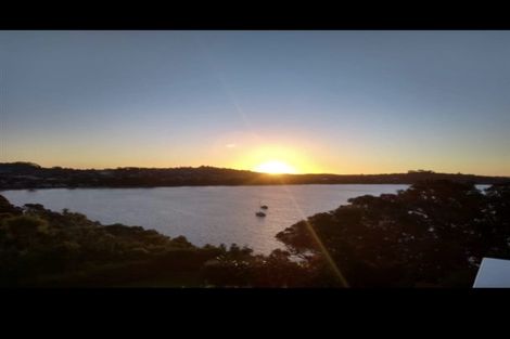 Photo of property in 64 Ardern Avenue, Stanmore Bay, Whangaparaoa, 0932