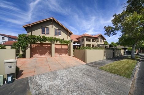 Photo of property in 17 Montgomery Terrace, Hokowhitu, Palmerston North, 4410
