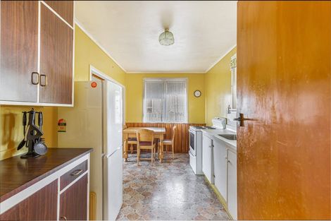 Photo of property in 33 Glenorchy Street, Glen Eden, Auckland, 0602