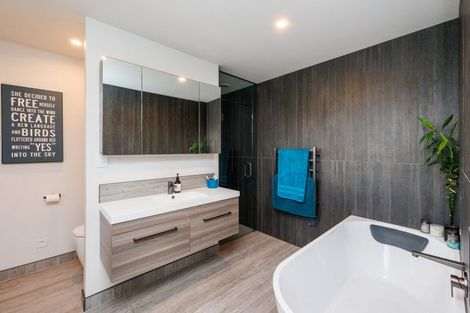 Photo of property in 57 Beechwood Road, Feilding, 4779