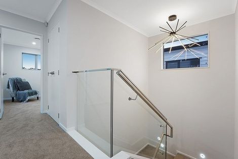 Photo of property in 527d Pakuranga Road, Howick, Auckland, 2010