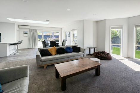 Photo of property in 14 Elmslie Grove, Halswell, Christchurch, 8025