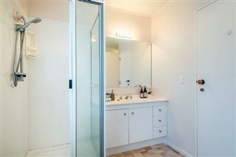 Photo of property in 1/3a Gordon Avenue, Forrest Hill, Auckland, 0620