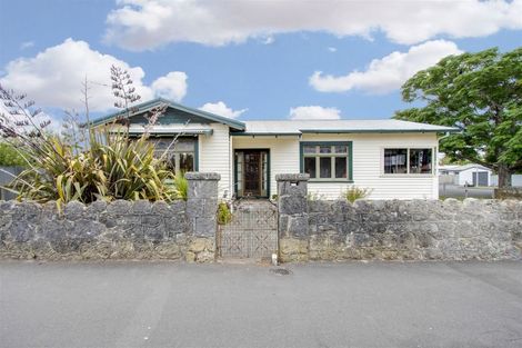 Photo of property in 90 Mcdonald Street, Napier South, Napier, 4110