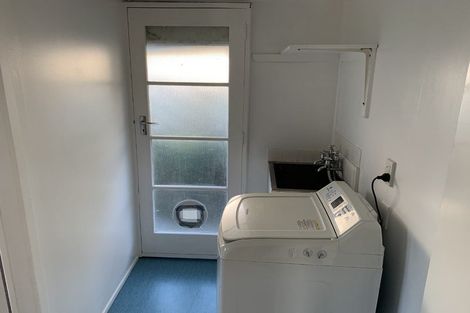 Photo of property in 6 Karaka Grove, Raumati Beach, Paraparaumu, 5032