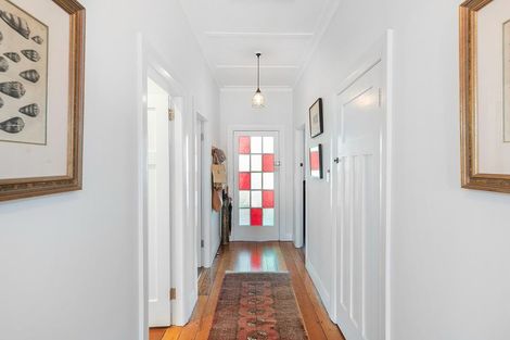 Photo of property in 42 West View Road, Westmere, Auckland, 1022