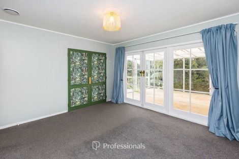 Photo of property in 27 Ngahere Street, Stokes Valley, Lower Hutt, 5019