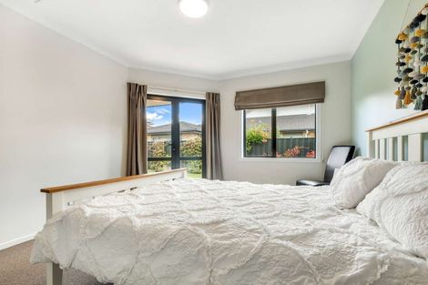 Photo of property in 16/64 Kawaha Point Road, Kawaha Point, Rotorua, 3010