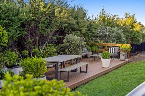 Photo of property in 8 Somerset Place, Stanmore Bay, Whangaparaoa, 0932