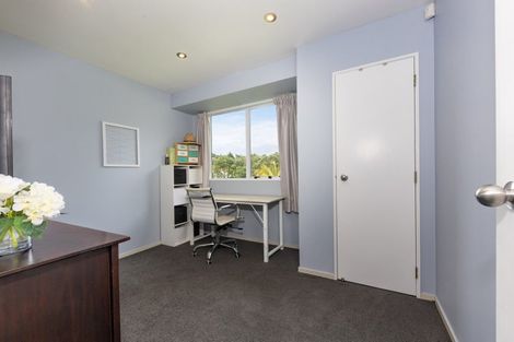 Photo of property in 26 Killygordon Place, Massey, Auckland, 0614