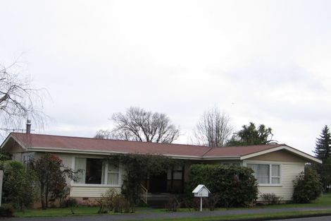 Photo of property in 33 Puriri Crescent, Lansdowne, Masterton, 5810