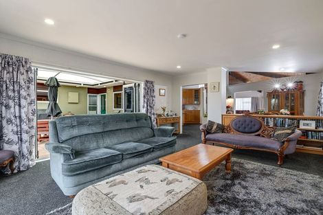 Photo of property in 23 Chilton Grove, Hokowhitu, Palmerston North, 4410