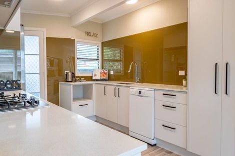 Photo of property in 37 Herbert Road, Queenwood, Hamilton, 3210