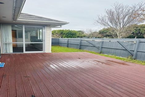 Photo of property in 5 Whekau Drive, Takanini, 2112