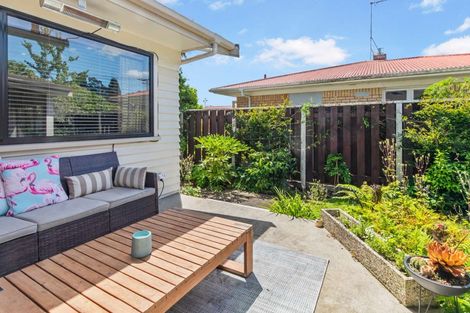 Photo of property in 8 Beverley Crescent, Hillcrest, Hamilton, 3216