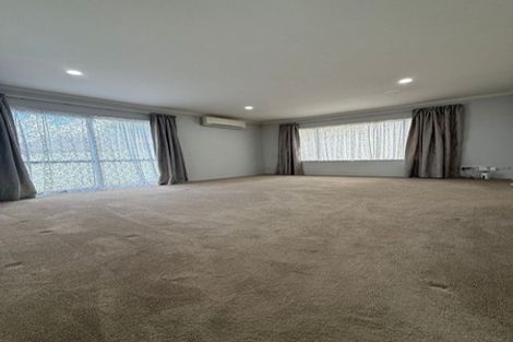 Photo of property in 54 Ridge Road, Howick, Auckland, 2014