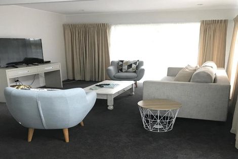 Photo of property in 7 Atkinson Road, Hurworth, New Plymouth, 4371
