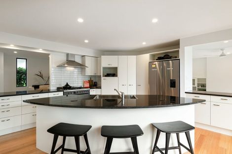 Photo of property in 95b Braemar Road, Castor Bay, Auckland, 0620