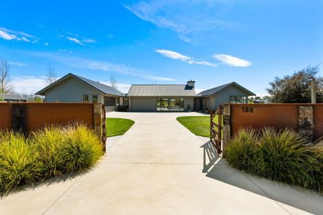 Photo of property in 136 Kereru Road, Maraekakaho, 4171