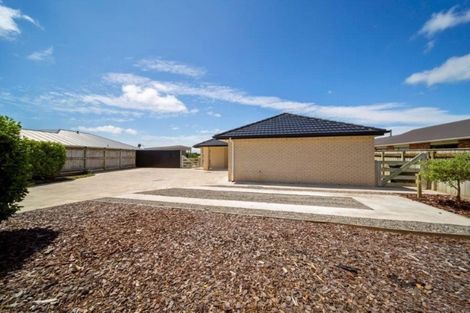Photo of property in 13a Larlin Drive, Hawera, 4675