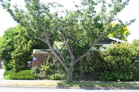 Photo of property in 472 Wairakei Road, Burnside, Christchurch, 8053