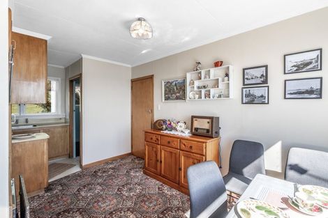 Photo of property in 78 Marine Parade, Bluff, 9814