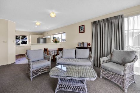 Photo of property in 30a Sackville Street, Fitzroy, New Plymouth, 4312