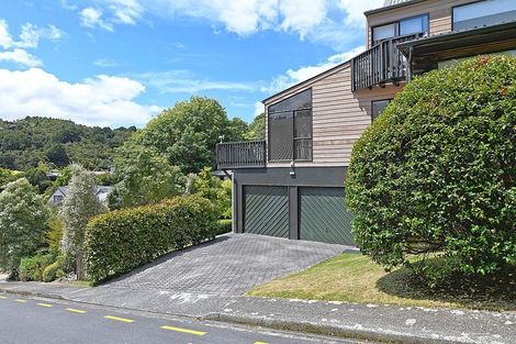 Photo of property in 3 Chichester Drive, Pinehaven, Upper Hutt, 5019