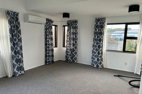 Photo of property in 10 Cassino Crescent, Onekawa, Napier, 4110