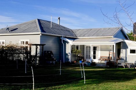 Photo of property in 64 Waihao Back Road, Waimate, 7979