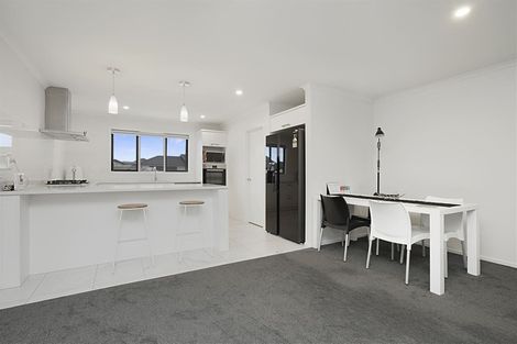 Photo of property in 43 Batten Drive, Flagstaff, Hamilton, 3210