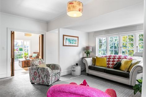 Photo of property in 1/21 Church Street, Devonport, Auckland, 0624