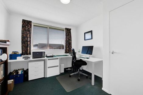 Photo of property in 18 Pohutukawa Drive, Opunake, 4616