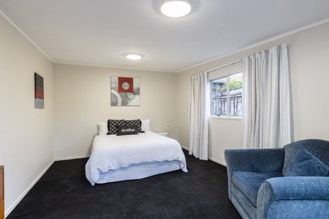 Photo of property in 27 Tukapa Street, Westown, New Plymouth, 4310