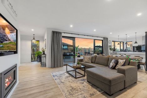 Photo of property in 6 Omapere Lane, Pyes Pa, Tauranga, 3112