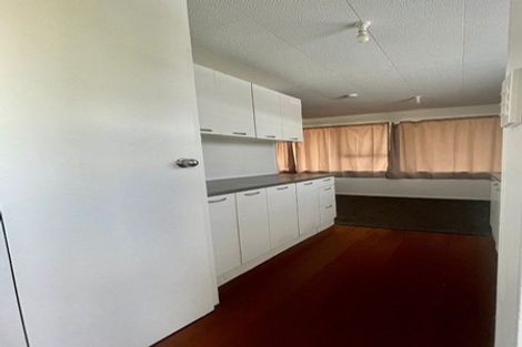 Photo of property in 1/160 Universal Drive, Henderson, Auckland, 0610