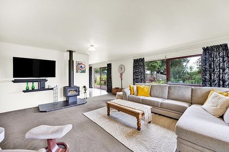 Photo of property in 320 Austin Road, Normanby, Hawera, 4673