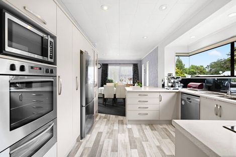 Photo of property in 10 Dunvegan Place, Dinsdale, Hamilton, 3204