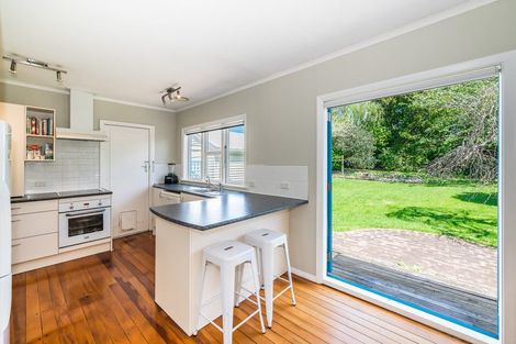 Photo of property in 37 Hillcrest Road, Raumati South, Paraparaumu, 5032