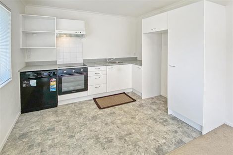 Photo of property in 3/66 Kawaha Point Road, Kawaha Point, Rotorua, 3010