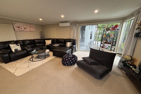 Photo of property in 1 Rodeo Drive, Kelvin Grove, Palmerston North, 4414
